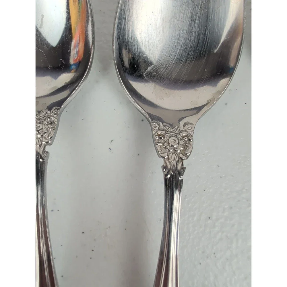 Set of 4 Oneida Northland Baton Rouge Stainless Teaspoons 6